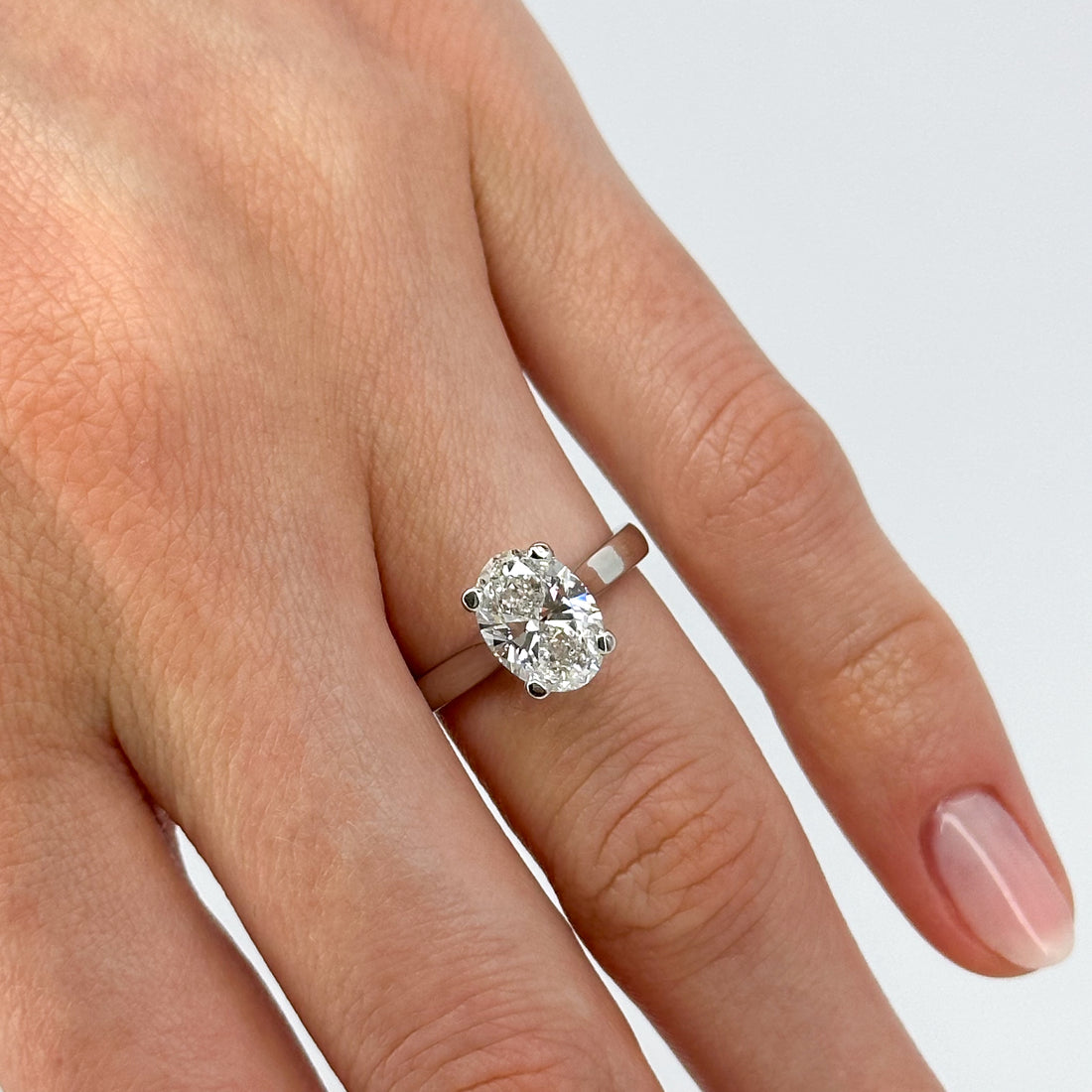 2.00ct Lab-Grown Oval Shape Diamond Ring