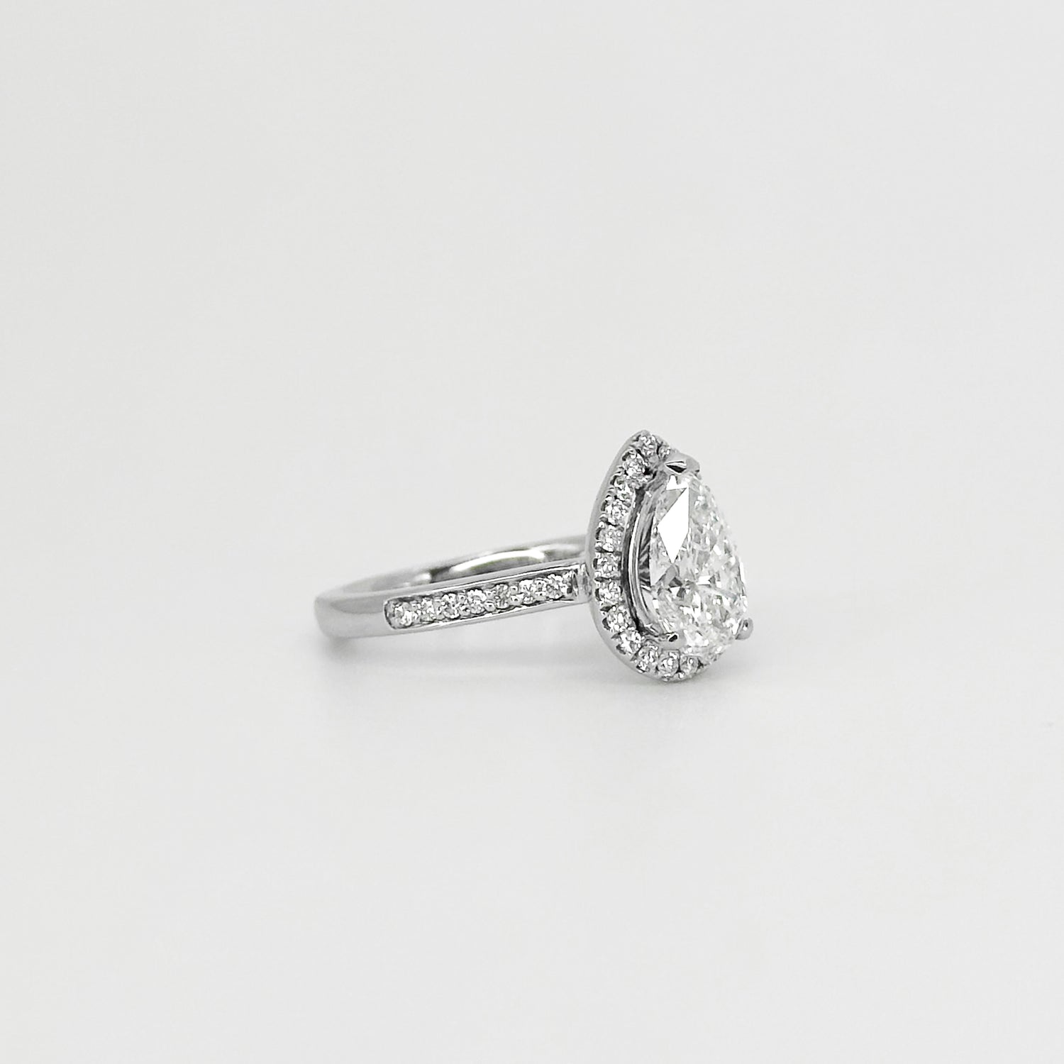 1.50ct Lab-Grown Pear Shape Diamond Ring