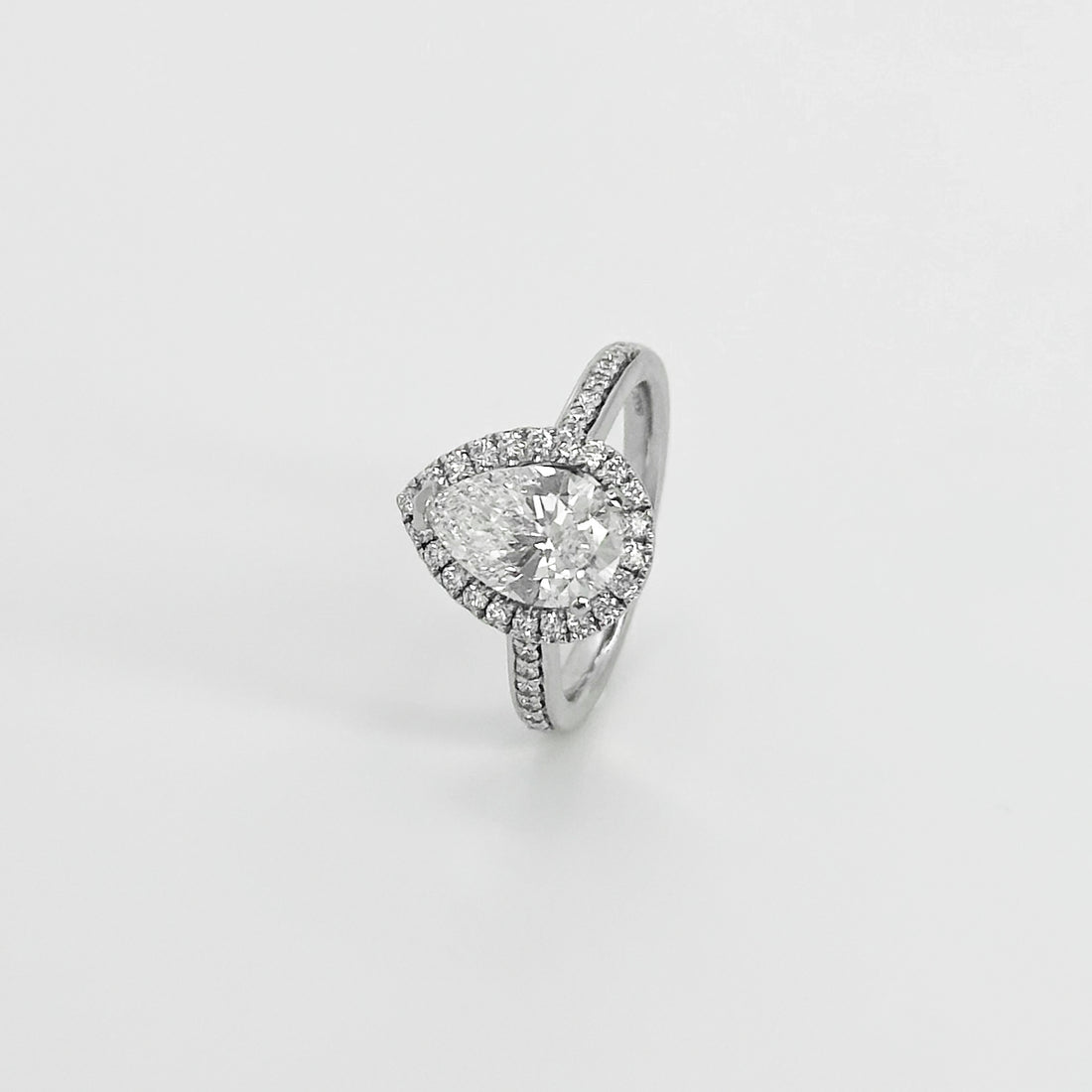 1.50ct Lab-Grown Pear Shape Diamond Ring