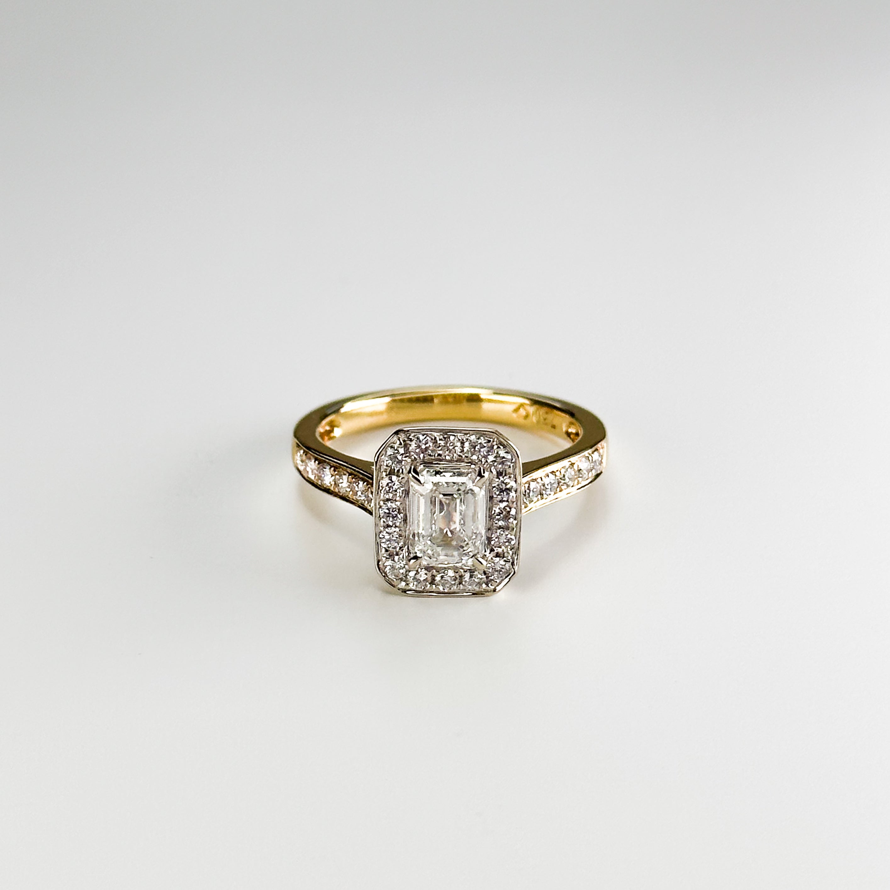 0.90ct Emerald Cut Diamond Ring