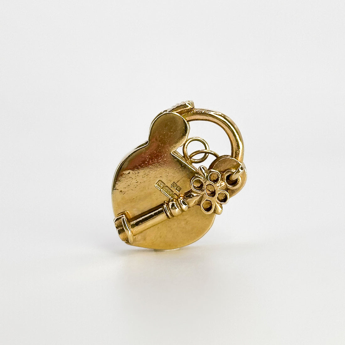 Lock & Key Charm in Yellow Gold