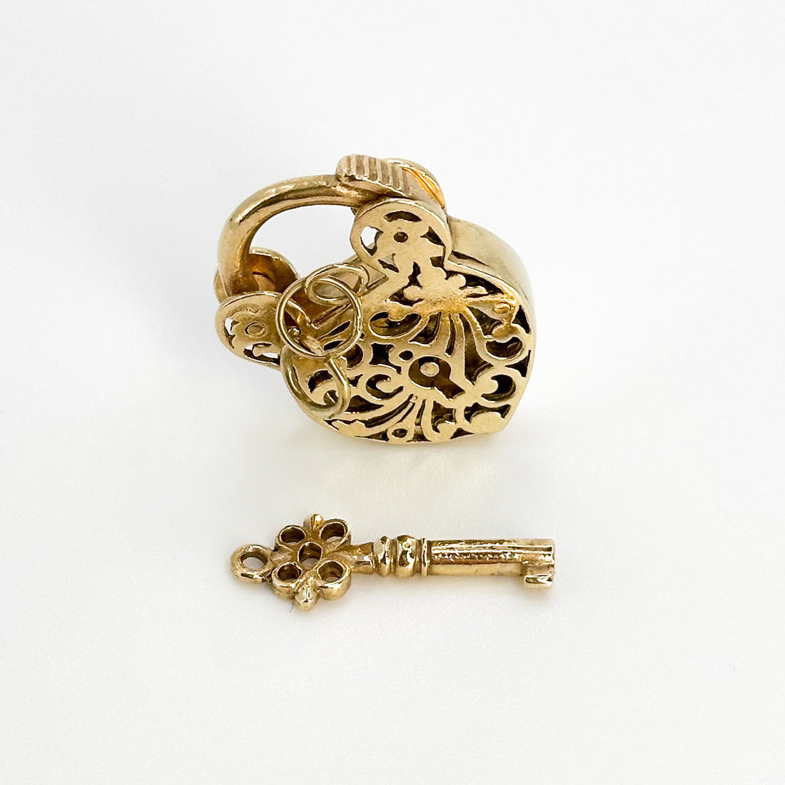 Lock & Key Charm in Yellow Gold