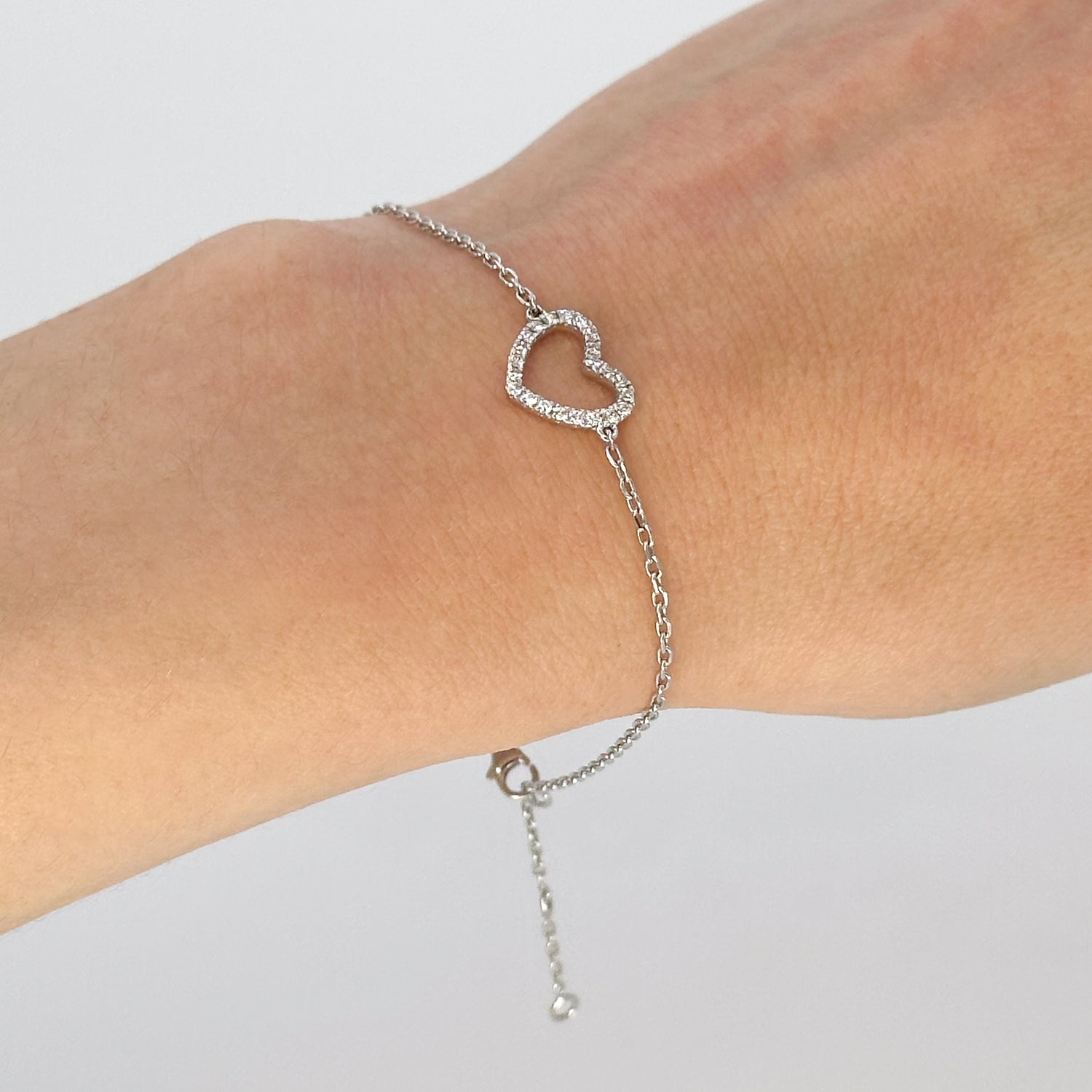 White Gold Bracelet with Diamond Heart