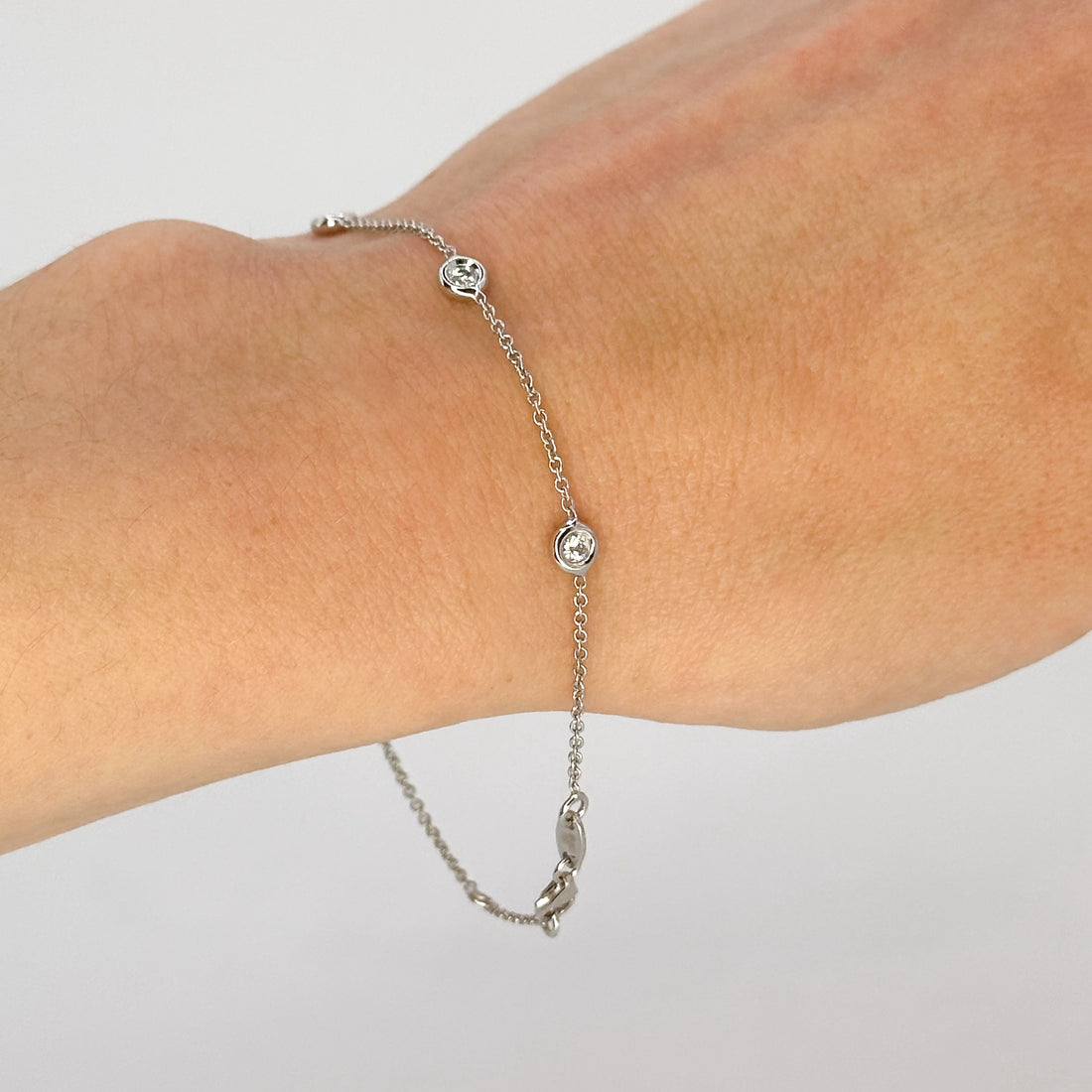 White Gold bracelet with 5 Diamonds