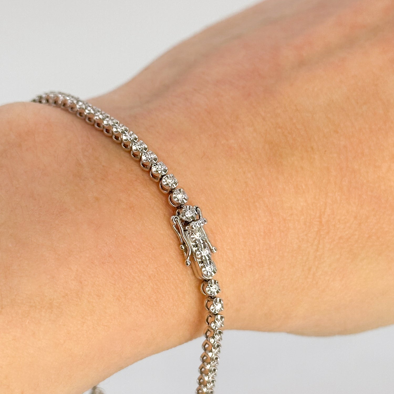 Diamond Tennis Bracelet in White Gold