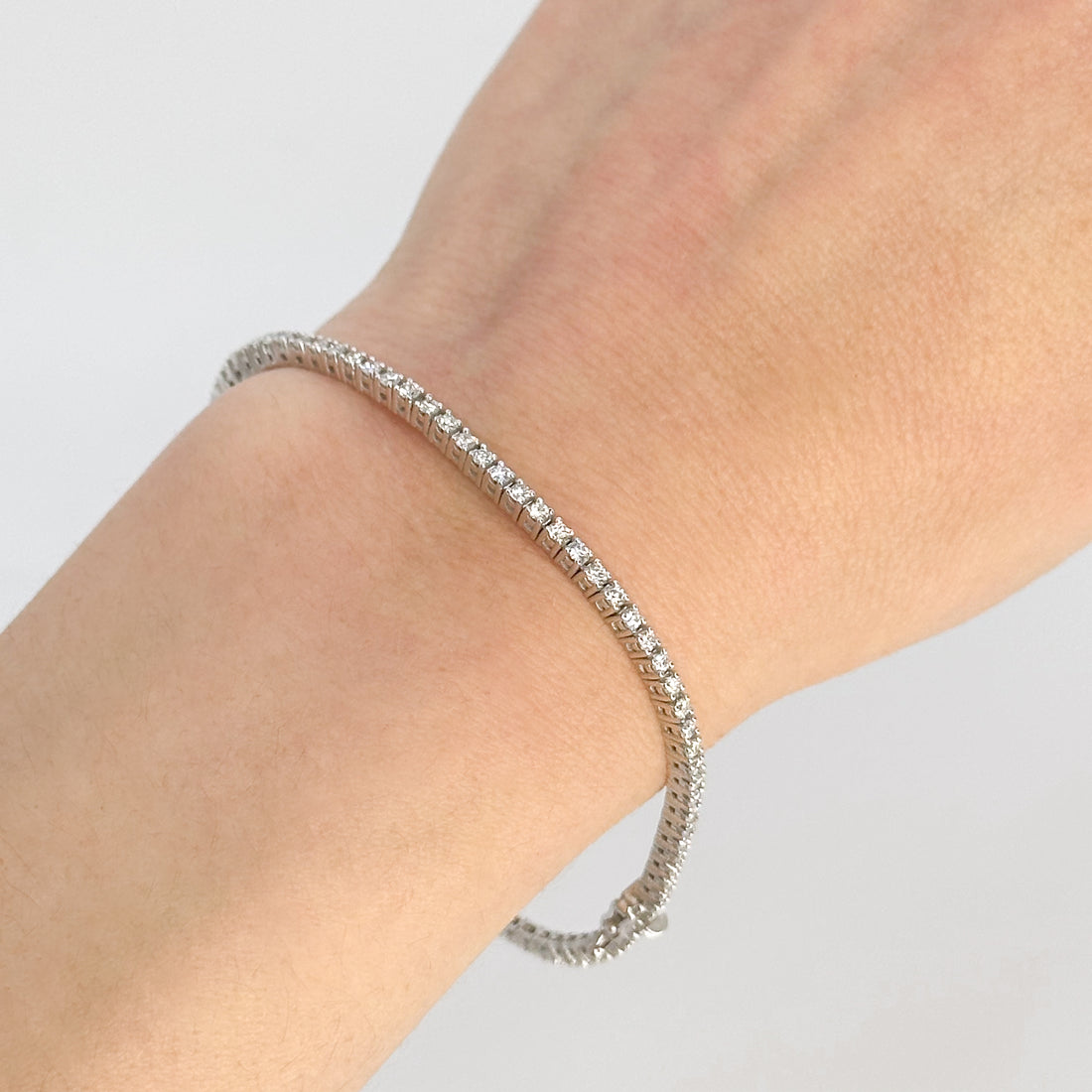 2.00ct Diamond Tennis Bracelet in White Gold