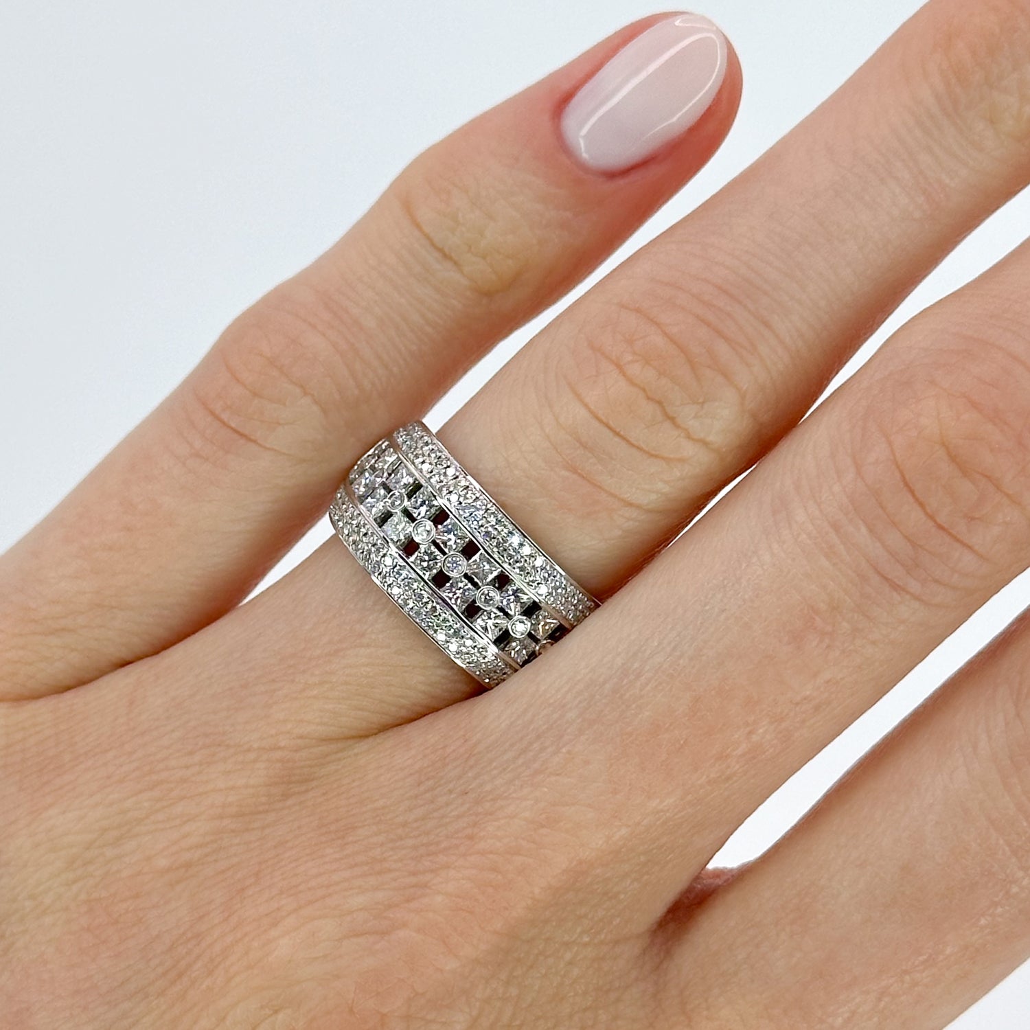 Diamond Eternity Ring in White Gold