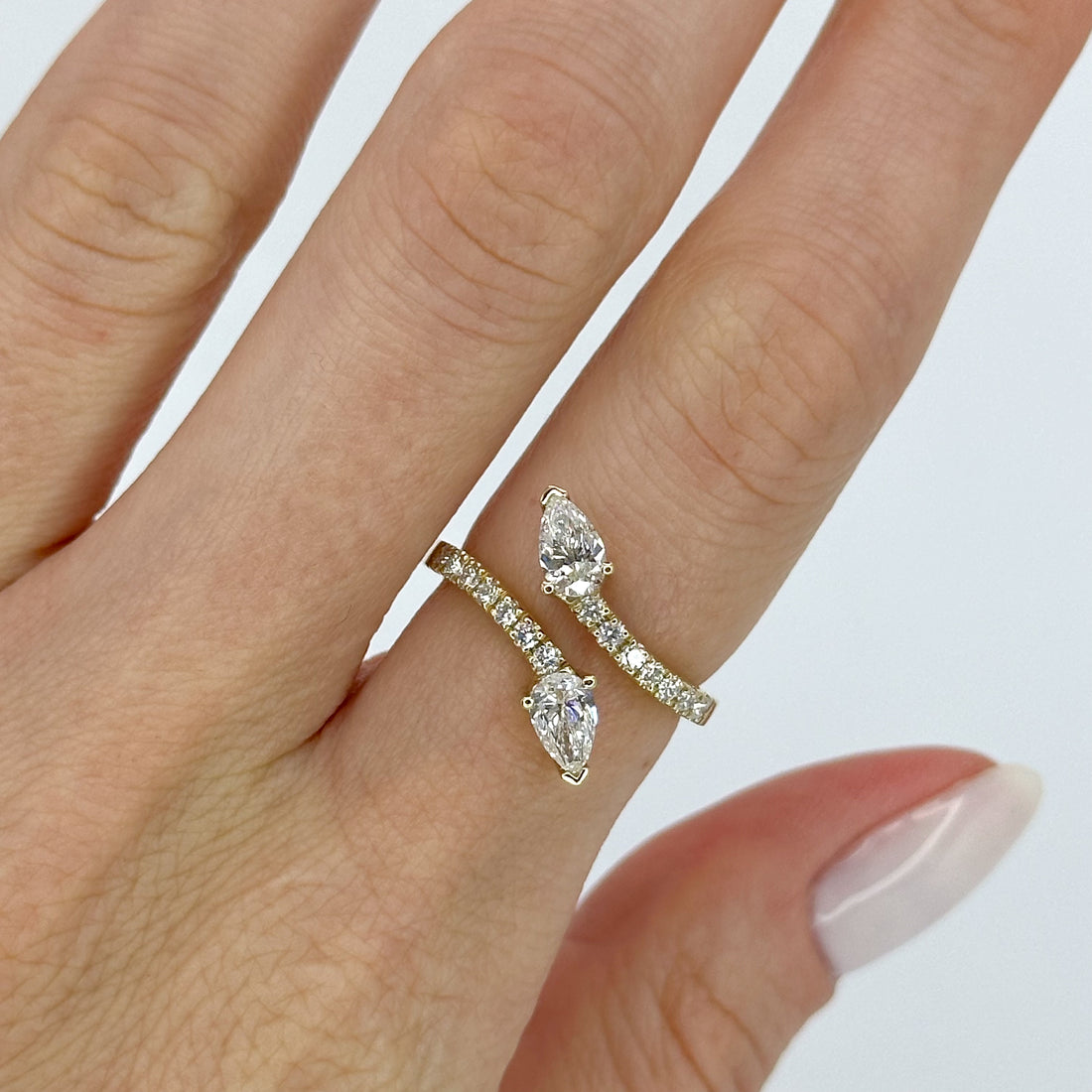 Pear Diamond Snake Style Ring