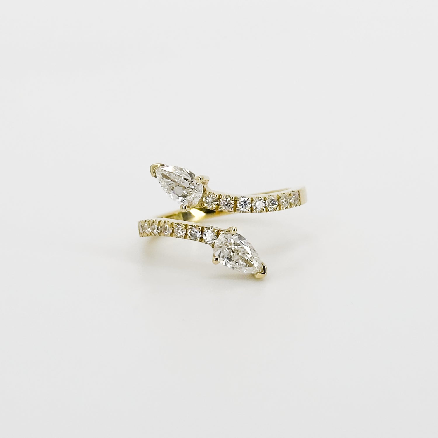 Pear Diamond Snake Style Ring
