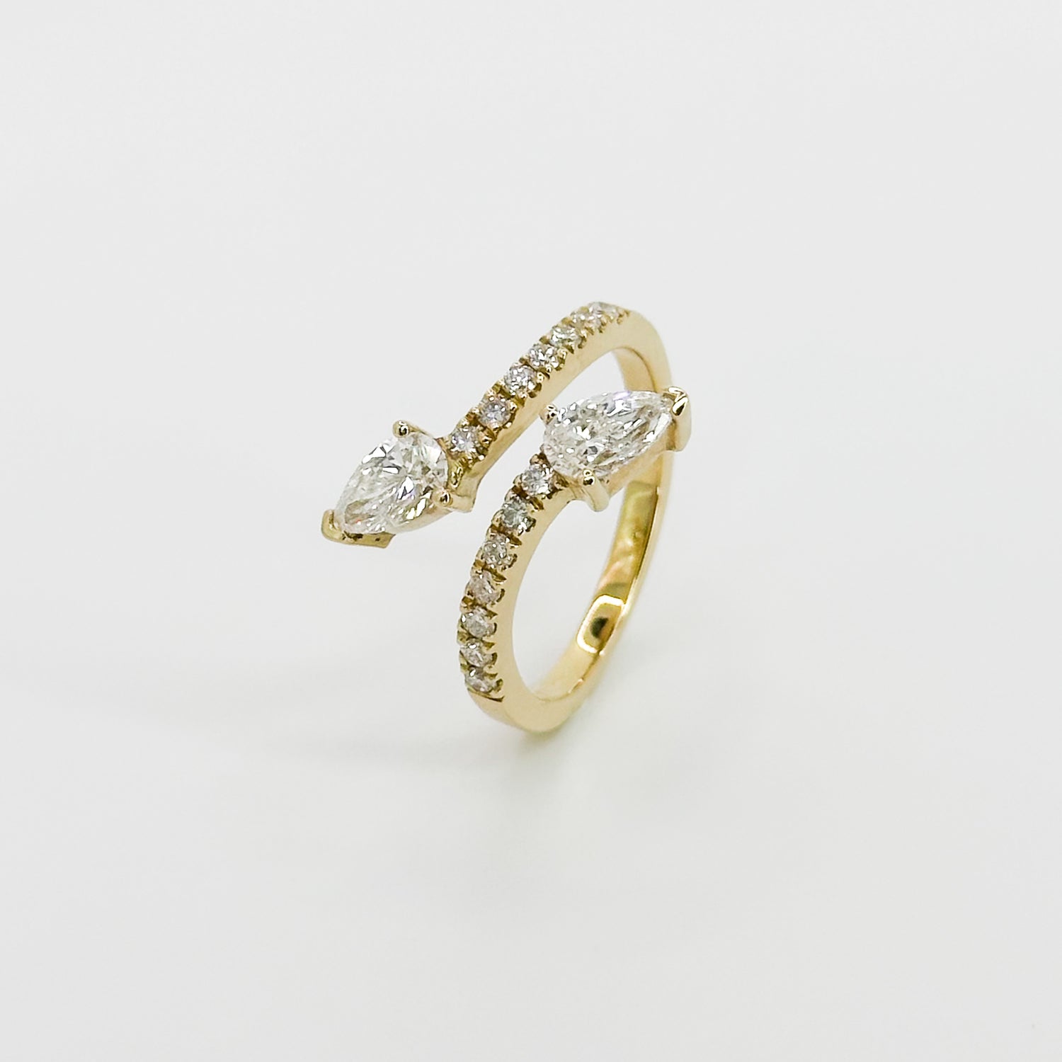 Pear Diamond Snake Style Ring