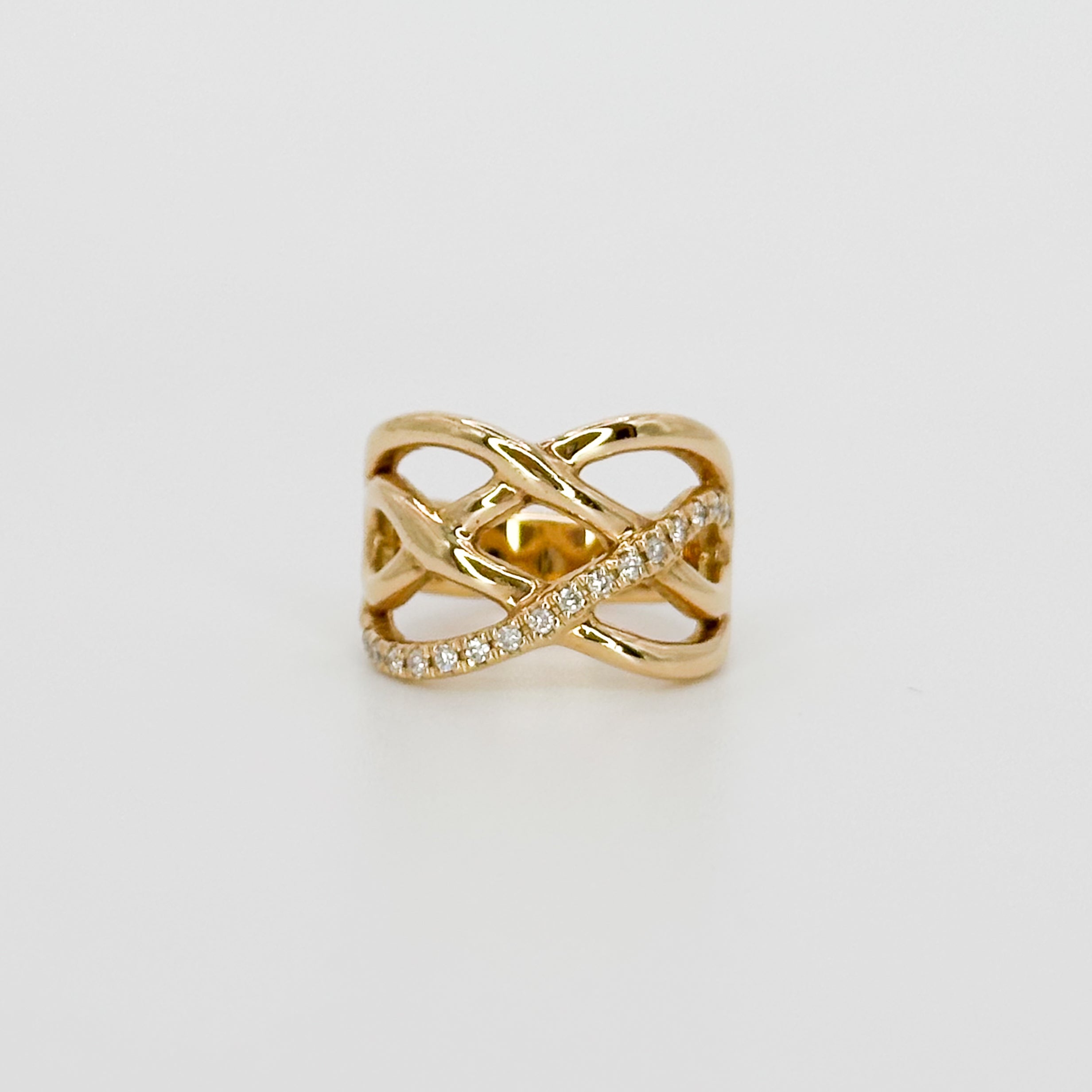 Yellow Gold Ring with Diamonds