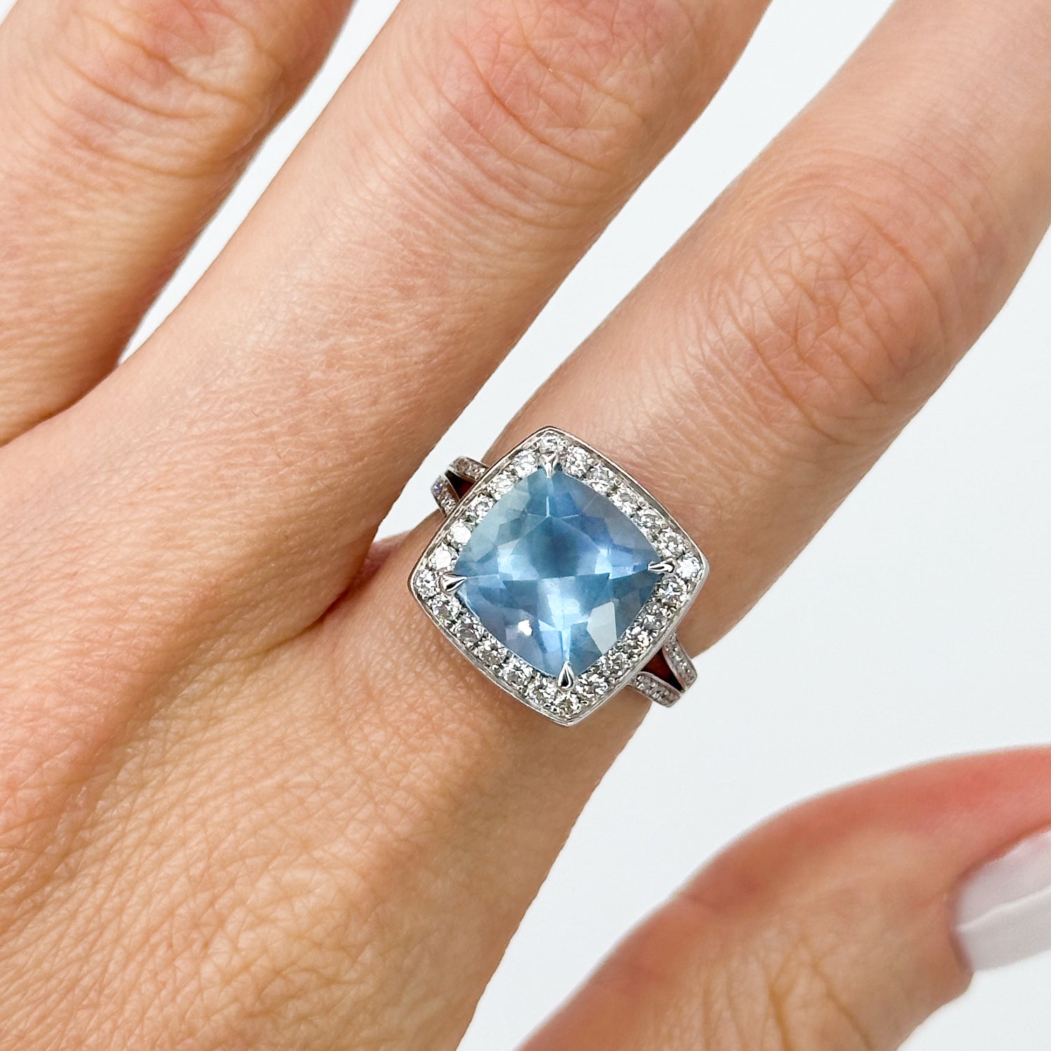 Aquamarine Ring in White Gold