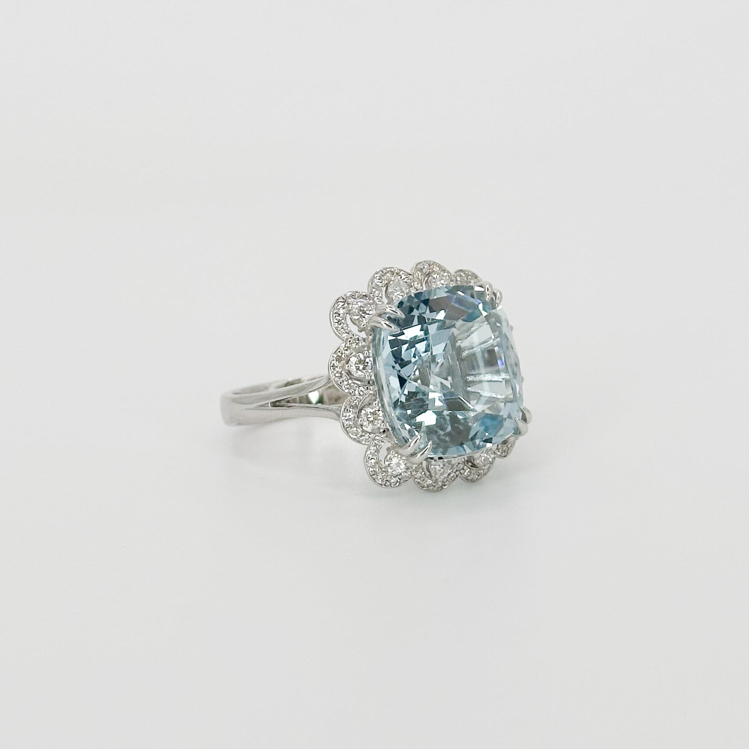 Aquamarine Ring with Diamonds in White Gold