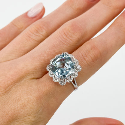 Aquamarine Ring with Diamonds in White Gold