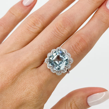 Aquamarine Ring with Diamonds in White Gold