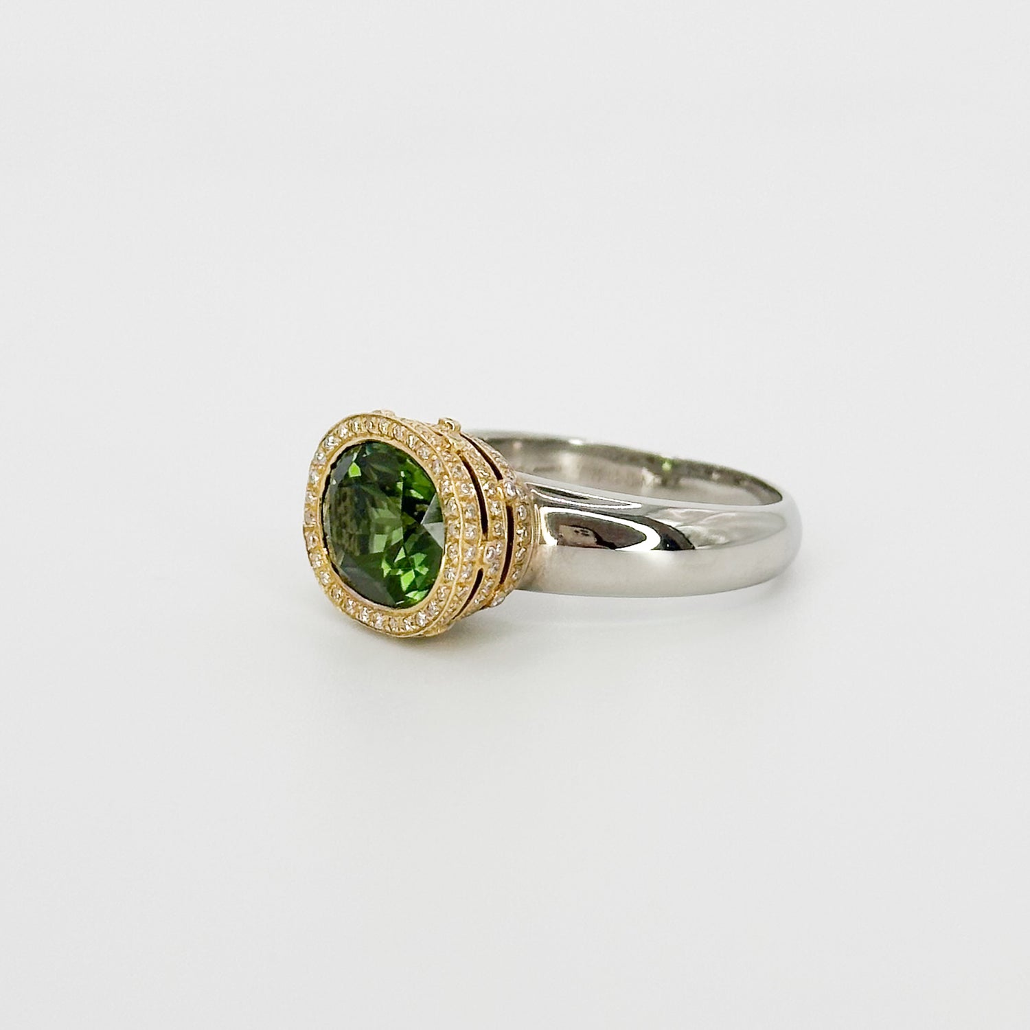 Green Tourmaline Ring in 18ct Gold