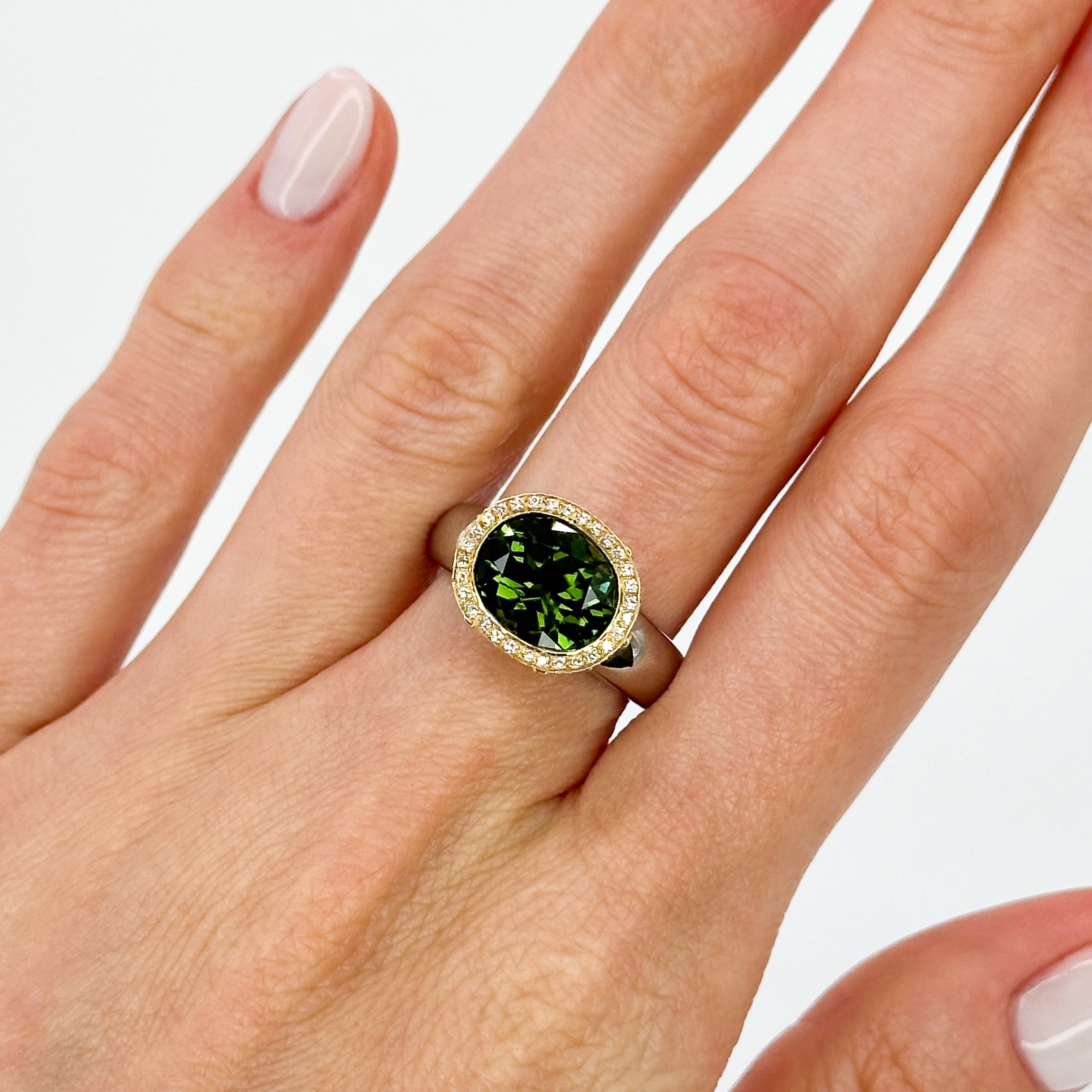 Green Tourmaline Ring in 18ct Gold