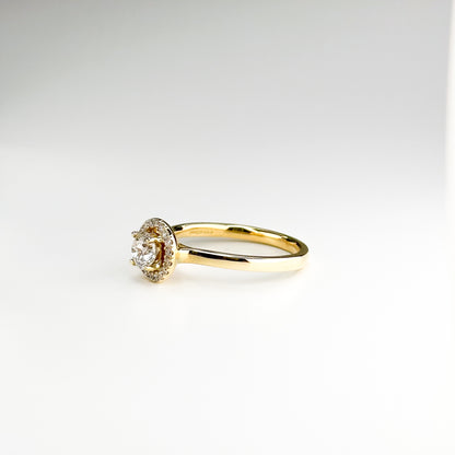 0.52ct  Round Cut Diamond Ring in Yellow Gold