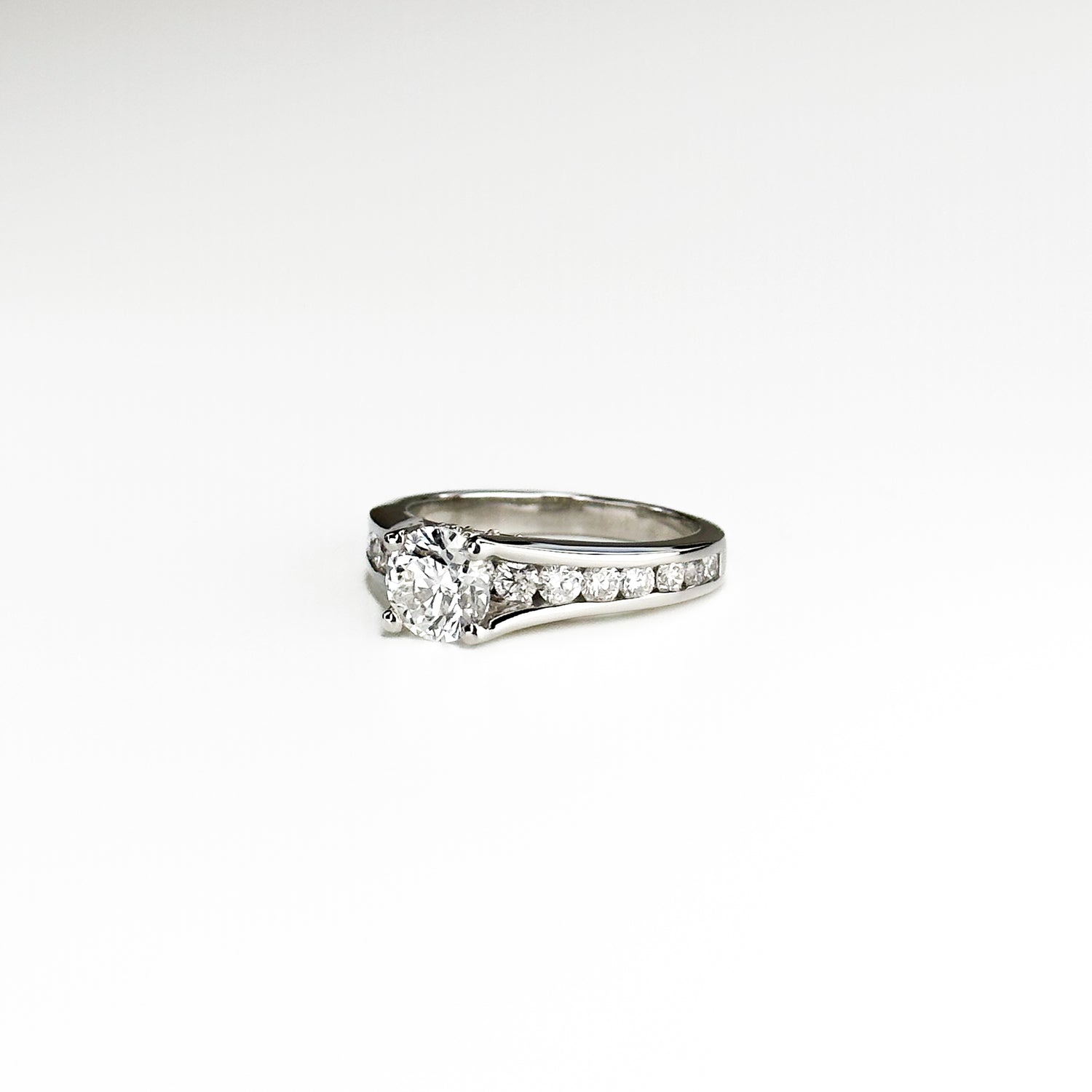 1.00ct GIA Round Cut Diamond Platinum Ring