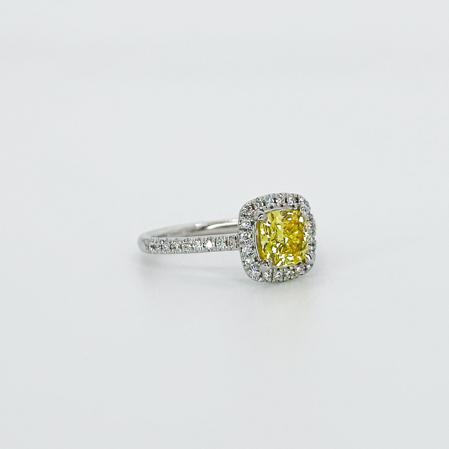 1.00ct Lab-Grown Fancy Yellow Diamond Ring