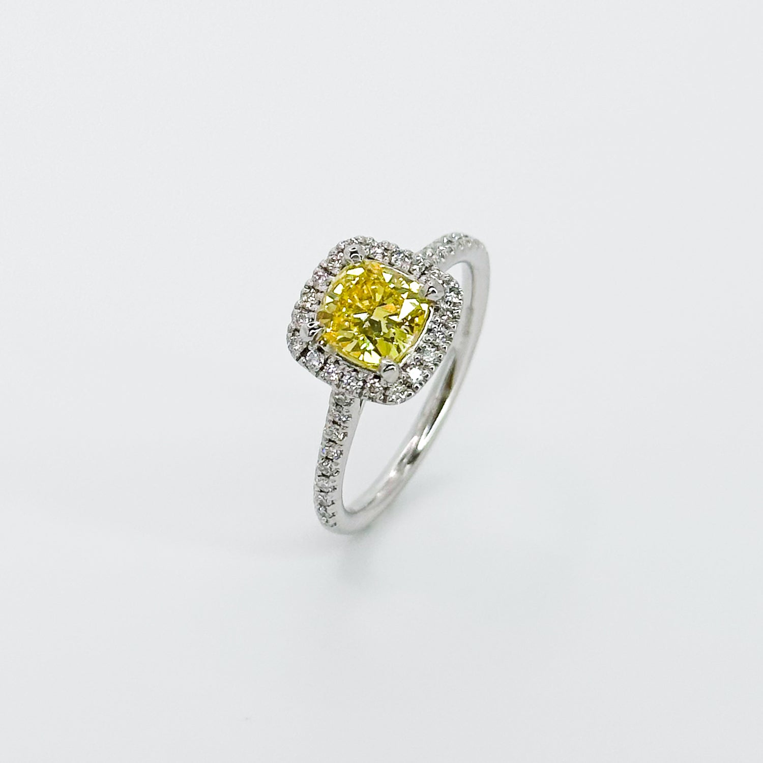 1.00ct Lab-Grown Fancy Yellow Diamond Ring