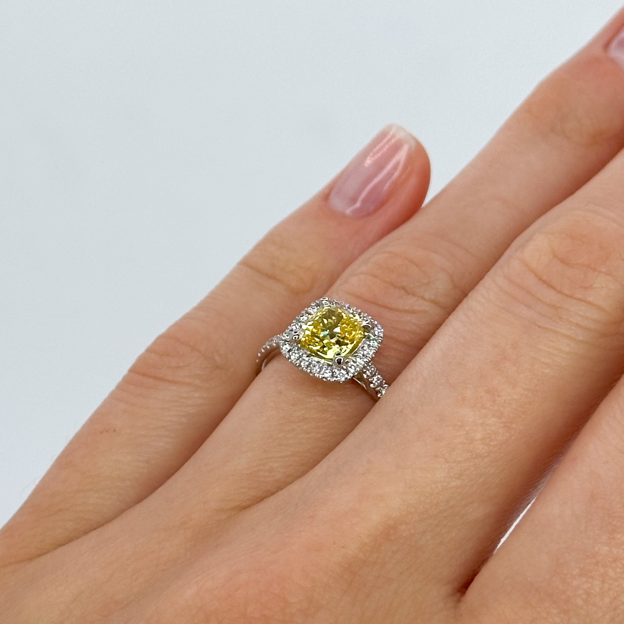 1.00ct Lab-Grown Fancy Yellow Diamond Ring