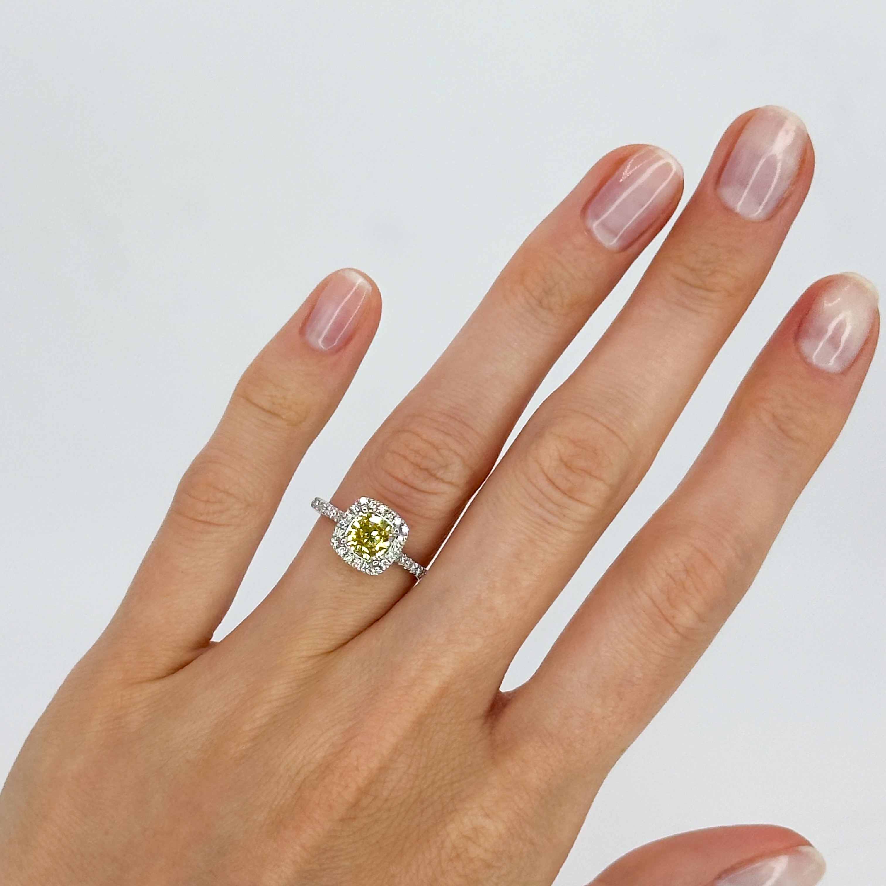 1.00ct Lab-Grown Fancy Yellow Diamond Ring